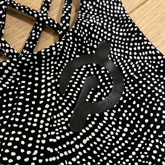 Lululemon x Peloton - Free to Be Wild High Neck Bra - 4 - Picture 4 of 5